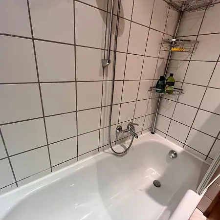 Gemutliche Oase - Tv, Beamer, Kuche Fur 4 Personen Appartement Dresden